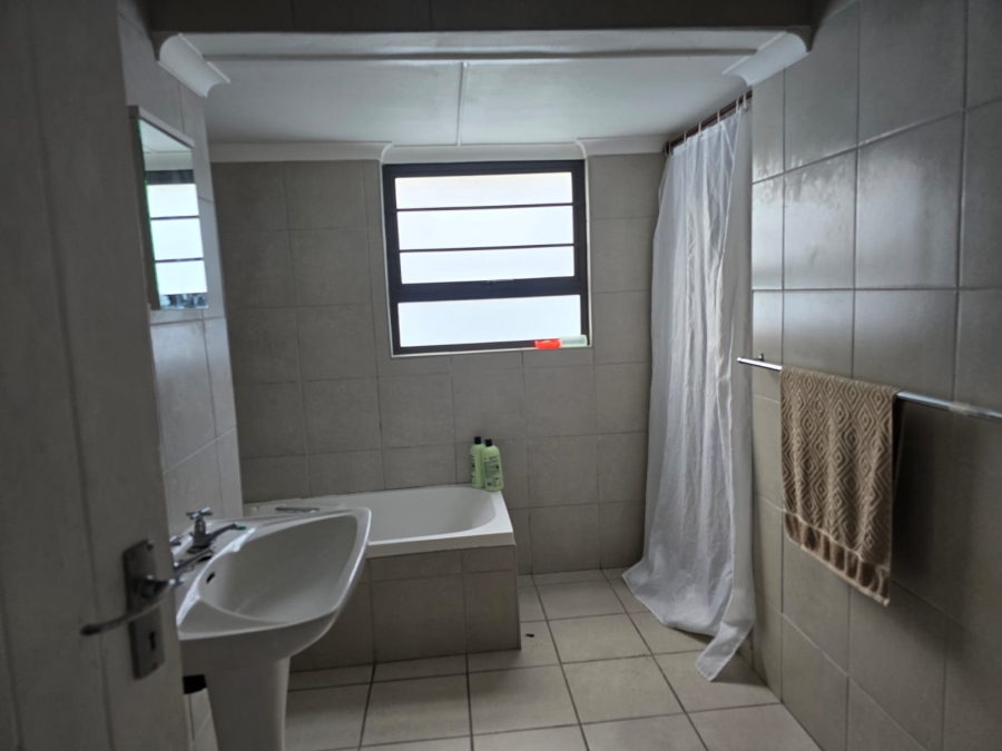 4 Bedroom Property for Sale in Vincent Eastern Cape